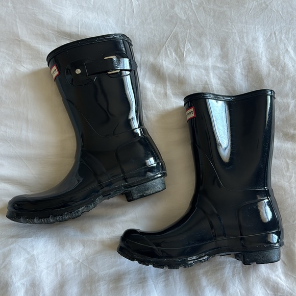 Hunter Shoes - HUNTER Women's Original Short Gloss Rain Boots